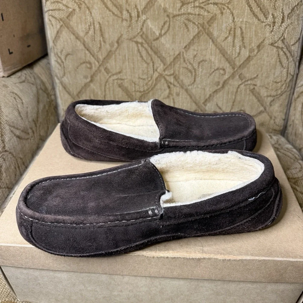 UGG Ascot Brown Leather Wool 1101110 Men's Size 10 Indoor Outdoor Slippers